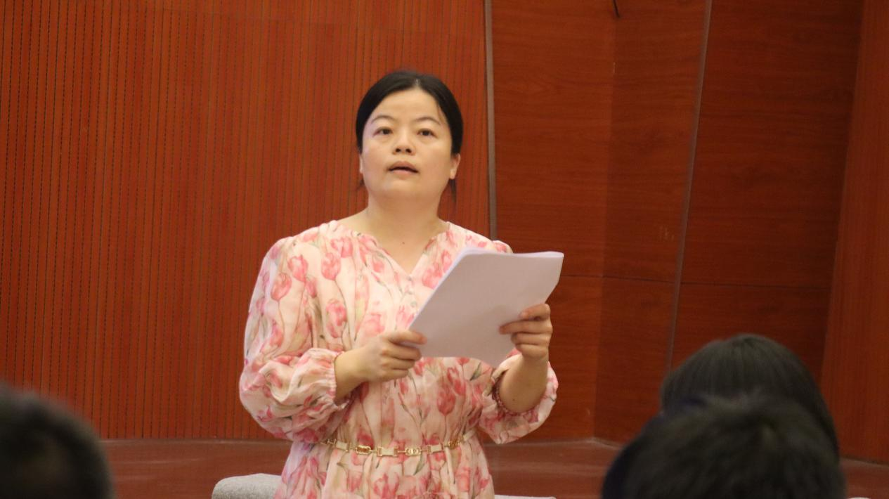 692065bd73e040a9b42e8e779ada462e.png 692065bd73e040a9b42e8e779ada462e.png