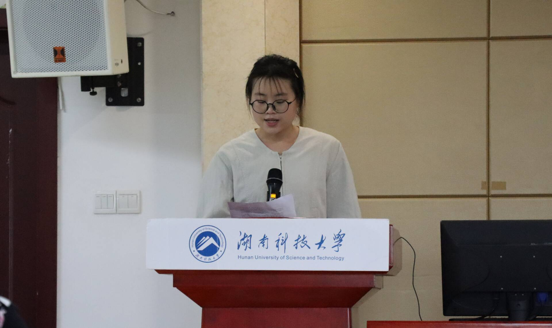 8c0f093ff31d4cad8c81a7e56a423b5d.png 8c0f093ff31d4cad8c81a7e56a423b5d.png